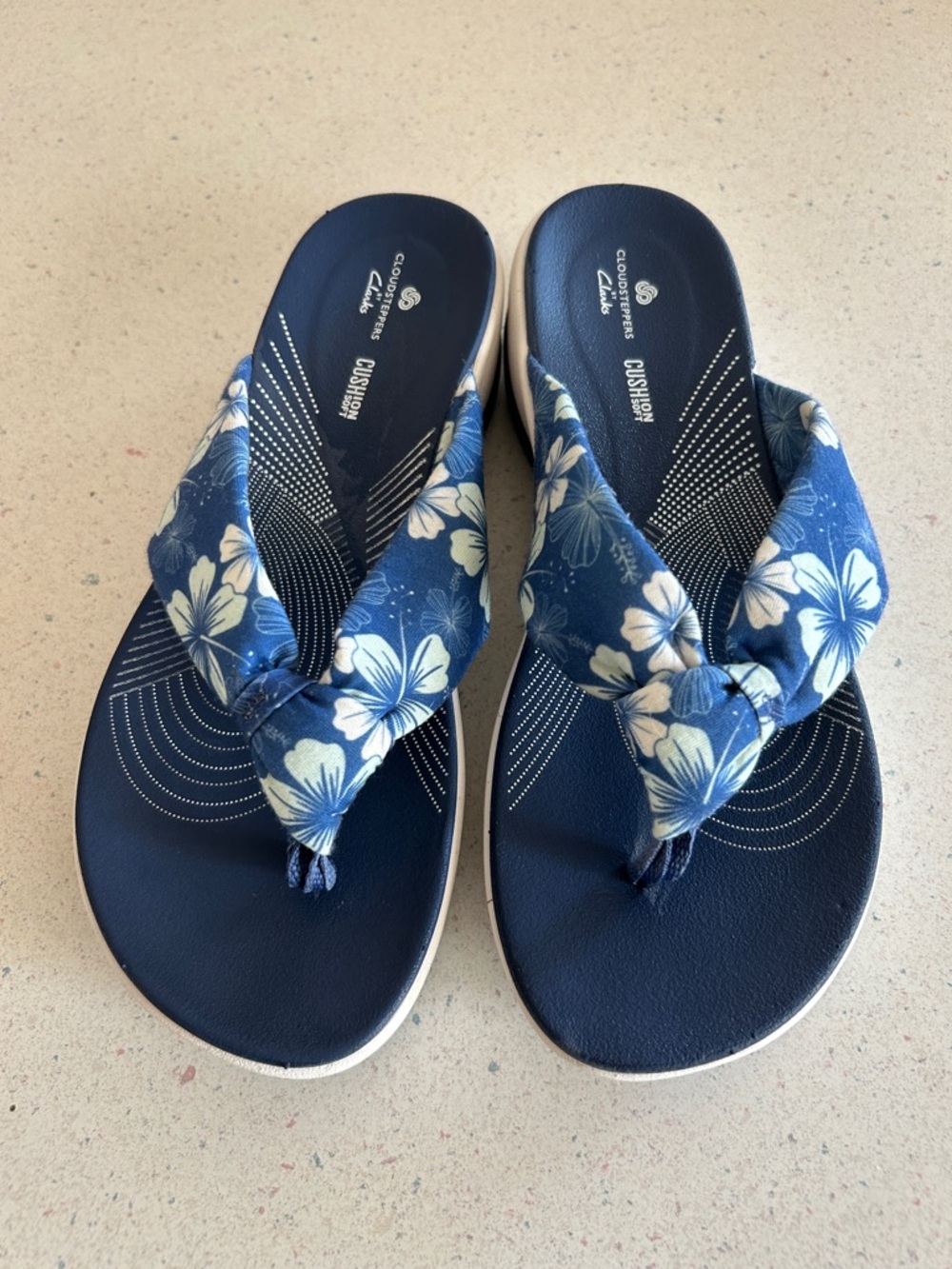 Clarks Navy Blue Floral Knot-Front Flip Sandals